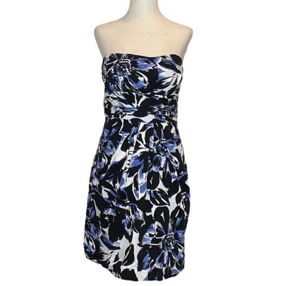 Snap Dresses & Skirts - Snap Black Blue White Floral Tie Back Pockets Strapless Above Knee Dress Size 9